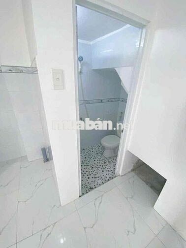 Nhà Nguyễn Văn Bứa , Hóc Môn - Giá 825 ( nhanh gọn có bớt )