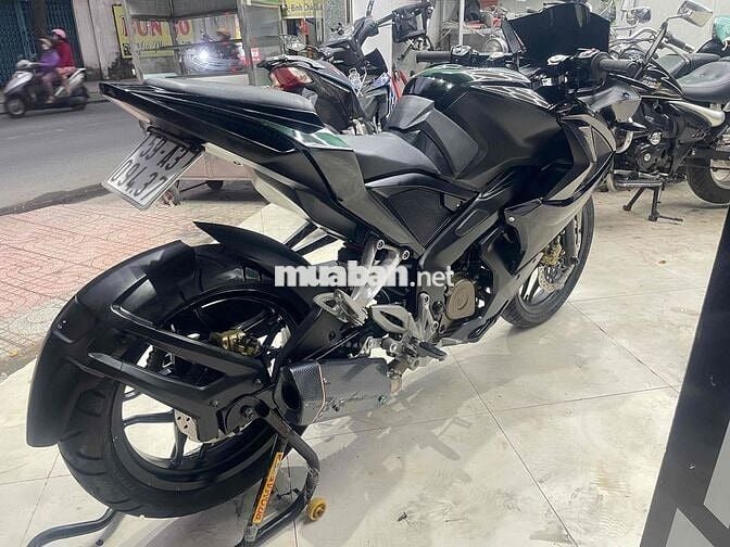 Kawasaki Bajaj Pulsar Rs200 biển số thành phố