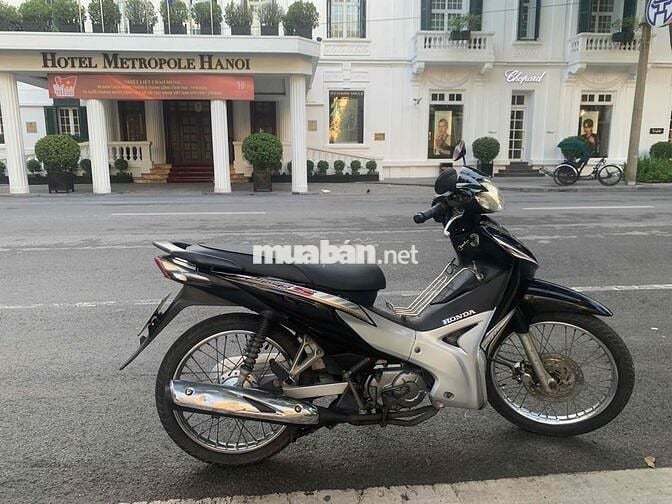 Xe Honda Wave S 110cc màu đen bạc