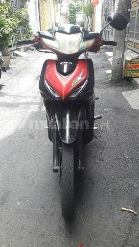 Xe máy nhà cần bán do không xài tới