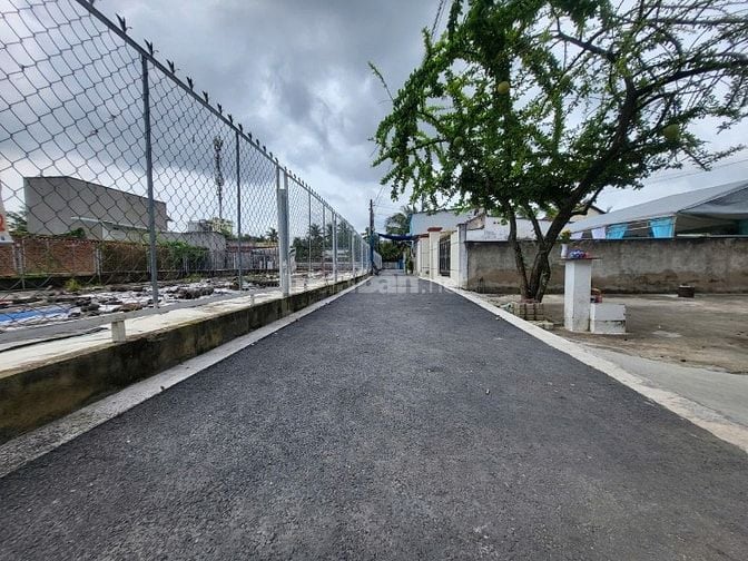 730m2 đất thổ cư đường Nguyễn Thị Định quận 2 giá phân lô 42tỷ.