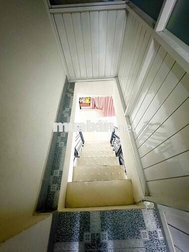 Bán Nhà mặt tiền đường đang kinh doanh buôn bán tạp hoá có thu nhập
