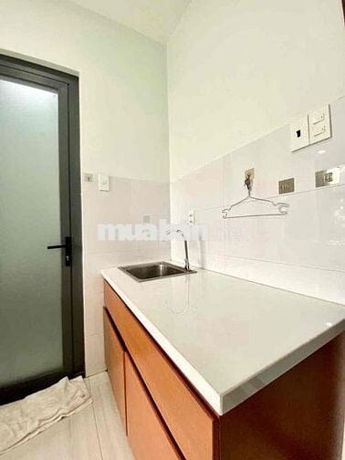 🏡 Căn Hộ Mini Thang Máy Cửa Sổ Trời - Ngay Đại Học Giao Thông Vận Tải