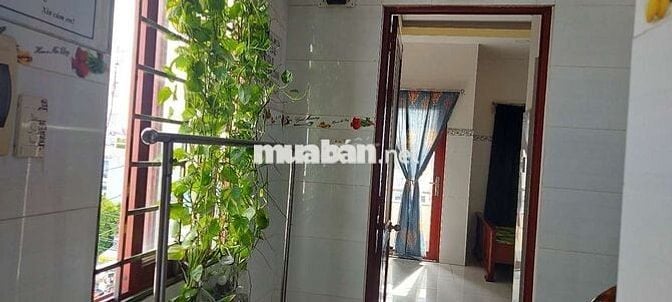 Đường Nguyễn Văn Quá, Q.12, gần công viên, chợ