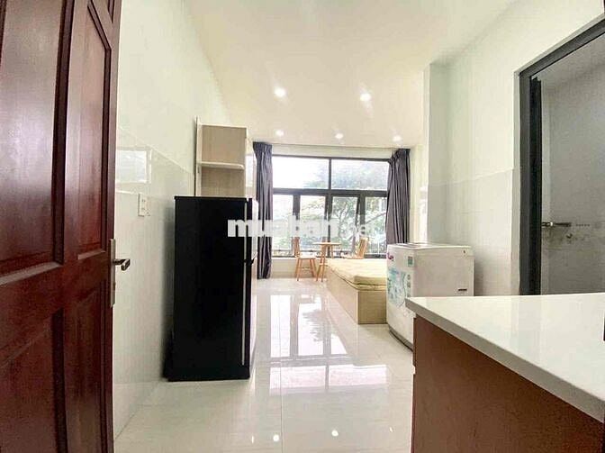 🏡 Căn Hộ Mini Thang Máy Cửa Sổ Trời - Ngay Đại Học Giao Thông Vận Tải