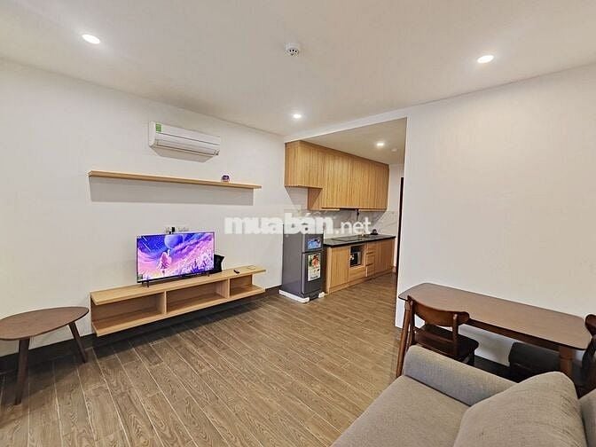 Ở luôn chính chủ cho thuê STUDIO + 1N1K 50m2, ô tô đỗ cửa, Đội Cấn