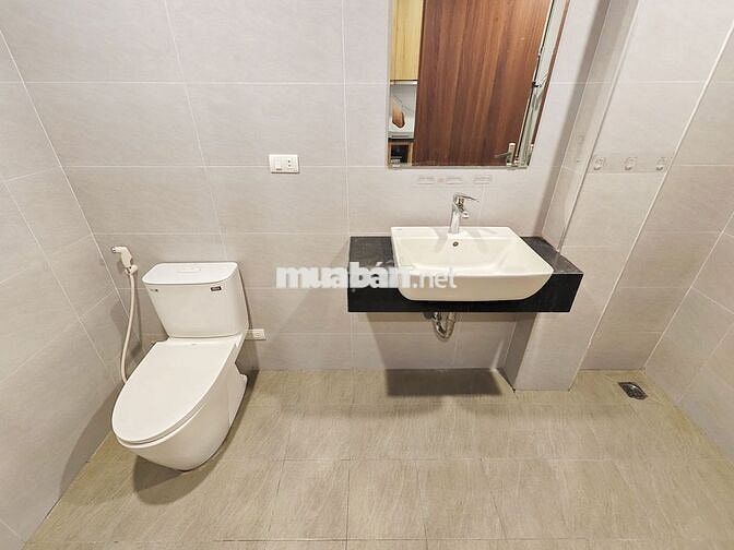 Ở luôn chính chủ cho thuê STUDIO + 1N1K 50m2, ô tô đỗ cửa, Đội Cấn