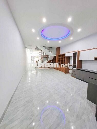 Cho thuê nhà nguyên căn 1trệt 2lầu mới xây sạch