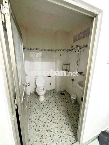 Nhà 3 Lầu (3PN, 3WC), 659/3A Bà Hạt - P.6 - Q.10