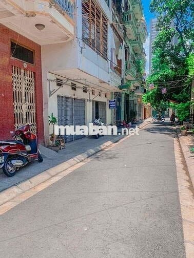 20/10 vào ở chính chủ cho thuê nguyên căn 4 tầng, ngã 3 tam trinh