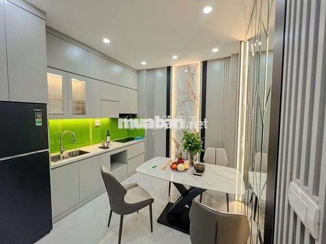 Nhà mặt tiền 320m2,  4 phòng ngủ, Minh khai, Q.Hai Bà Trưng