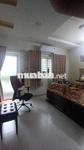 NHÀ MỚI SƠN SỬA 1T2L 5x22 GIÁ 35TR HẺM XE TẢI ĐỐI DIỆN VĂN LANG