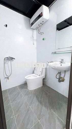 Cho thuê nhà riêng Bùi Xương Trạch, Khương Đình, Ngã Tư Sở, Hà Nội