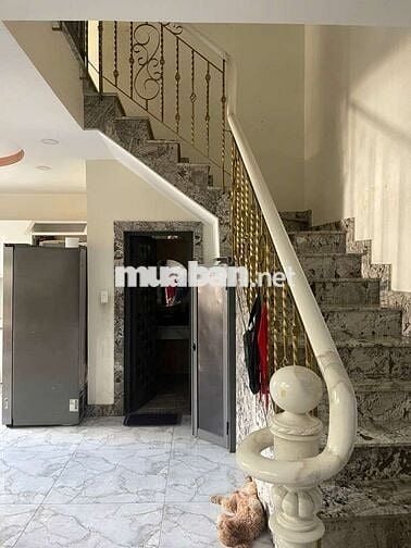 HẺM XE HƠI VÀI MÉT RA MT PHAN VĂN HỚN - NGANG 10 - 120M2 - HCĐ