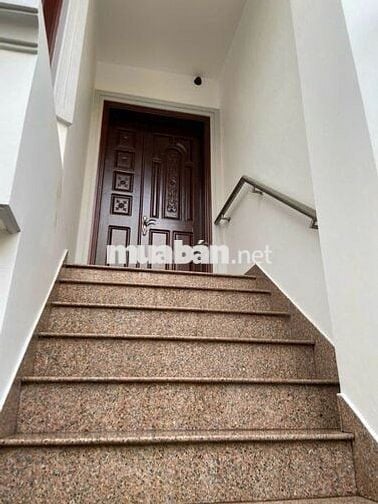 Cho thuê nhà làm văn phòng, spa, ở…
