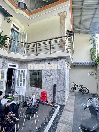 HẺM XE HƠI VÀI MÉT RA MT PHAN VĂN HỚN - NGANG 10 - 120M2 - HCĐ