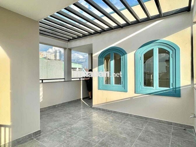 PENHOUSE 2PN 1PK 1WC FULL NỘI THẤT VIEW SIÊU THOÁNG NGAY CHỢ THẠCH ĐÀ