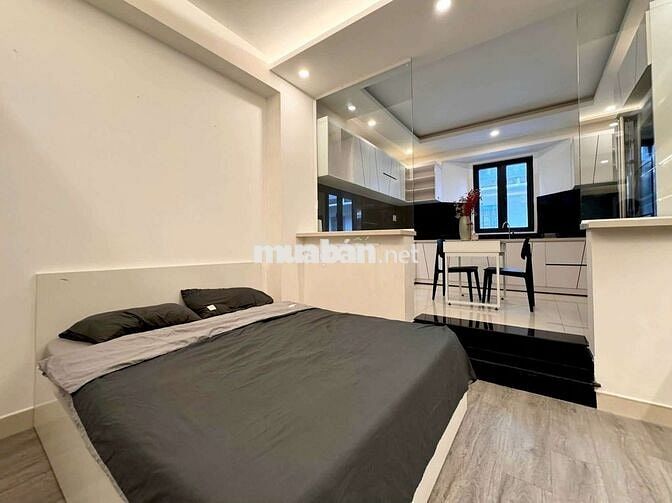 Căn Hộ Tách Bếp An Ninh Thang Máy Ngay Hai Bà Trưng