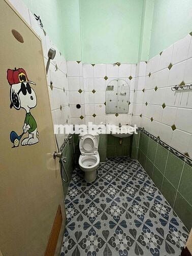 BÁN NHÀ MẶT TIỀN ĐƯỜNG HỒNG LẠC KẾ BÊN LẠC LONG QUÂN 3,8x19 5TẦNG 5PN,