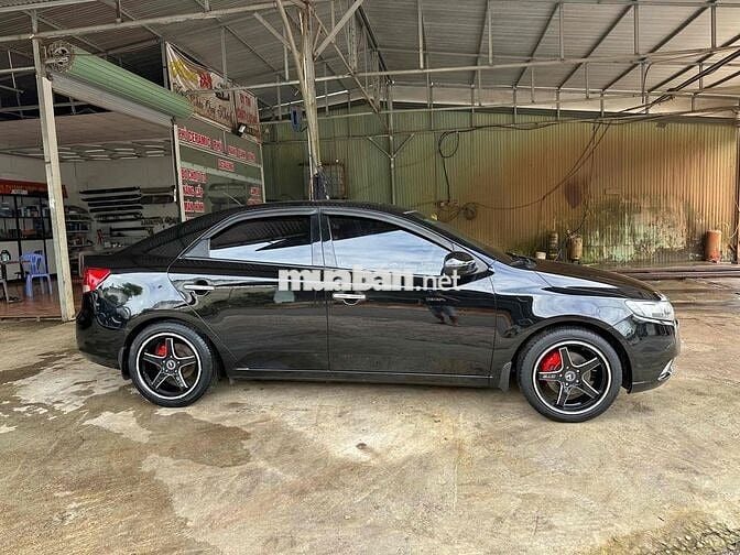 Kia Forte 2011 SX 1.6 MT - 150000 km