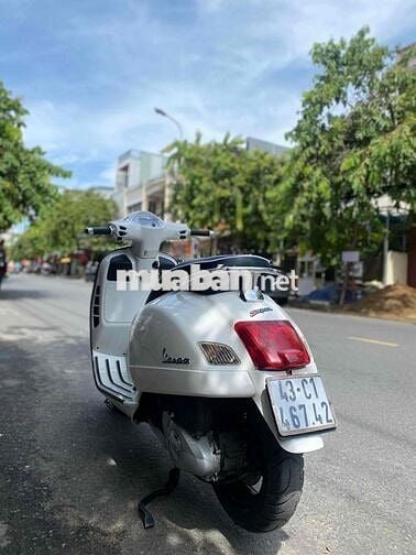 BÁN XE VESPA GTS 125
