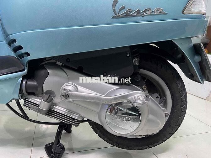 Vespa ý 125 đời 2010
