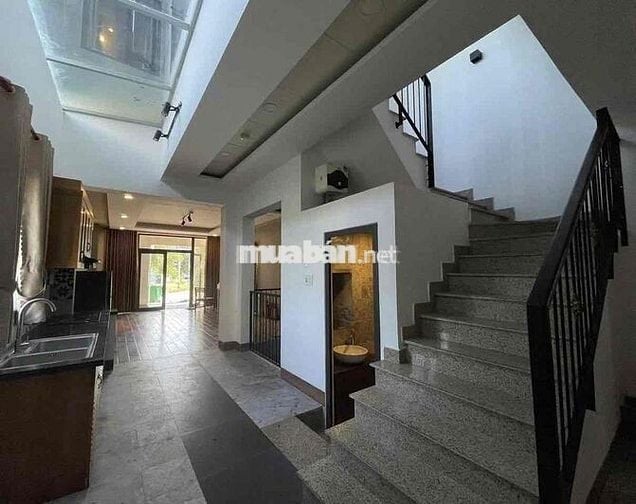 Cho thuê toà nhà Nguyễn Xiển Khuê Mỹ Ngũ Hành Sơn 7pn