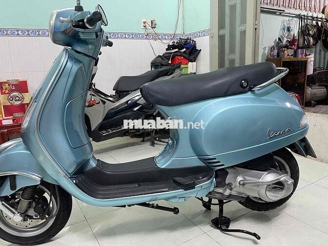 Vespa ý 125 đời 2010