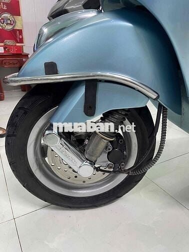 Vespa ý 125 đời 2010