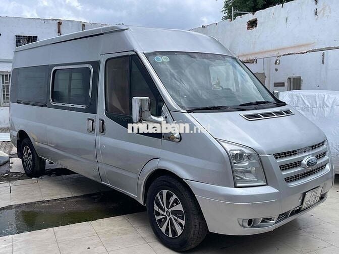 Ford Transit 2009 Van 2.4L - 123 km