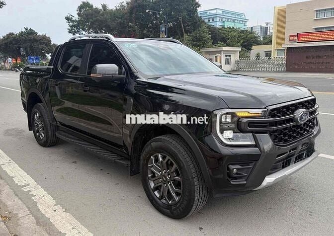 Ford Ranger 2025 Wildtrak 2.0L 4x4 AT - 12000 km