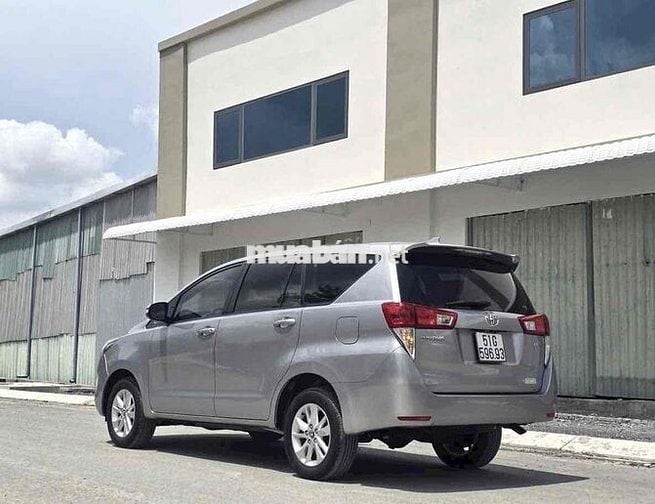 Toyota Innova 2.0G 2018 - 76000km