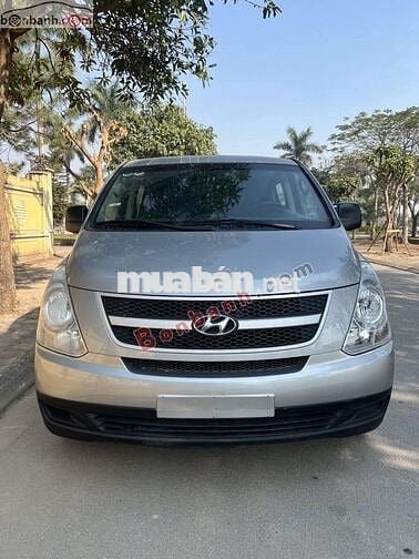 Hyundai Grand Starex Van 2.4 MT 2015