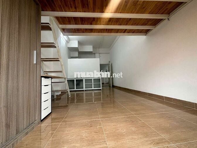 DUPLEX SIÊU TO KHỔNG LỒ GẦN ĐH CÔNG NGHIỆP CƠ SỞ 3