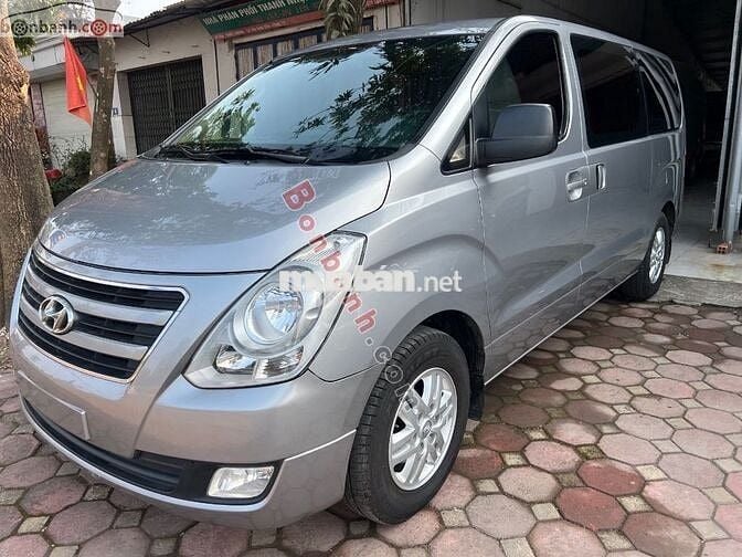 Hyundai Grand Starex 2.4 MT 2015