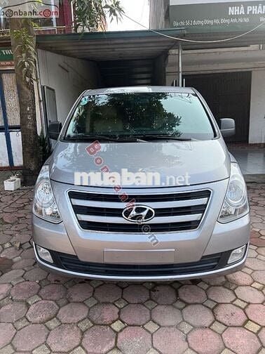 Hyundai Grand Starex 2.4 MT 2015