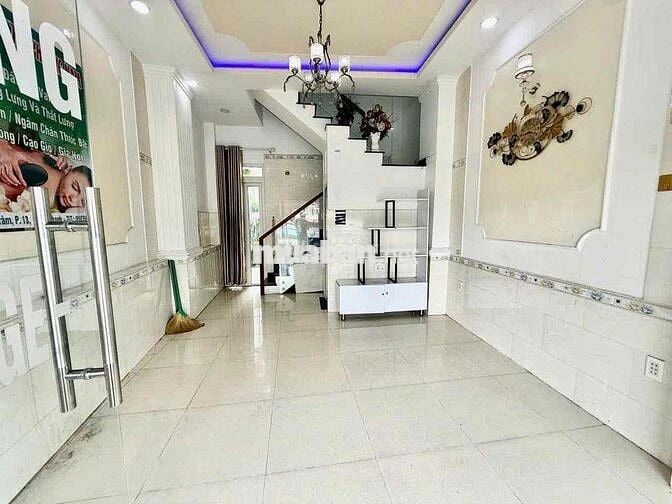 MẶT TIỀN🔥NGUYỄN XÍ🔥CHỈ 6 TỶ🔥NGANG GẦN 4M - 4 TẦNG