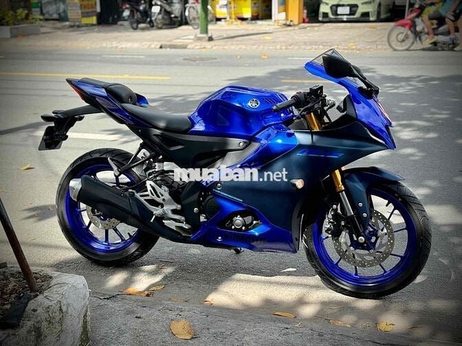 YAMAHA R15V4 mua 5/2025 odo 700 có bán góp