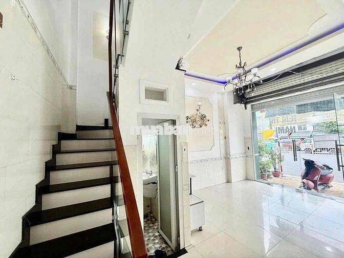 MẶT TIỀN🔥NGUYỄN XÍ🔥CHỈ 6 TỶ🔥NGANG GẦN 4M - 4 TẦNG