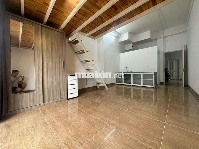 DUPLEX SIÊU TO KHỔNG LỒ GẦN ĐH CÔNG NGHIỆP CƠ SỞ 3