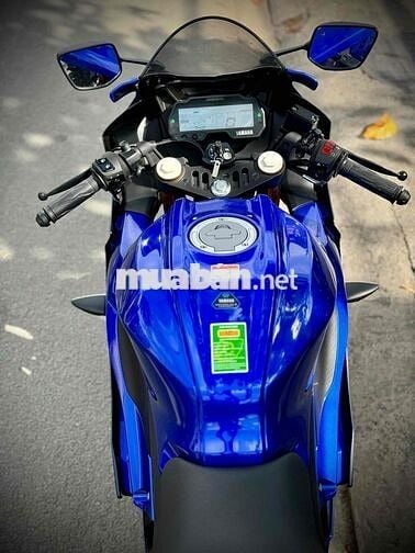 YAMAHA R15V4 mua 5/2025 odo 700 có bán góp