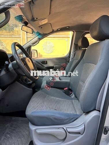 Hyundai Grand Starex Van 2.4 MT 2015