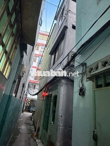 Nhà nhỏ quận 10 diện tích 12m2