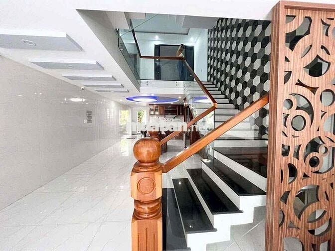 Cho thuê nhà khu Nam Việt Á NHS
