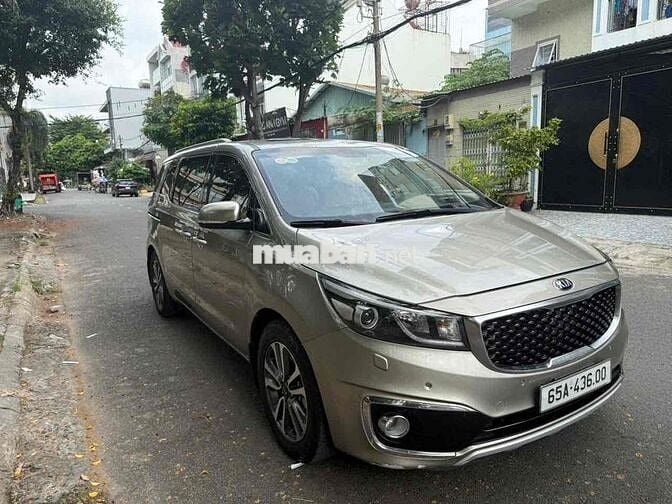 Kia Sedona 2018 2.2 DATH - 86000 km