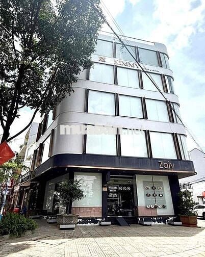 Toà nhà góc 3 mặt tiền cho thuê: