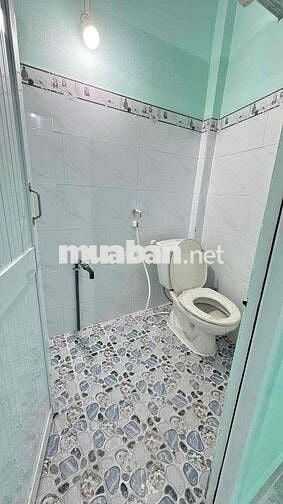Cho thuê nhà hẻm 240 Nguyễn Văn Luông P11 Q6