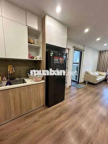 Cho thuê CC Imperia I1 Smart City, 2PN, 2WC, miễn phí dịch vụ, hướng đ