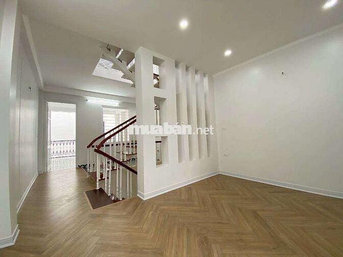 Phân lô, ô tô tải tránh, 6 tầng đẹp long lanh, kinh doanh