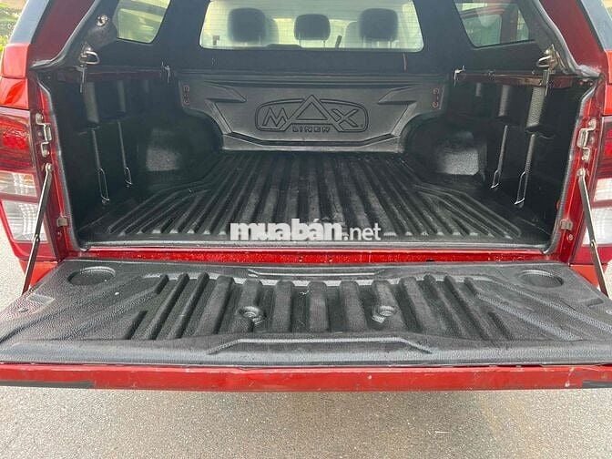 Isuzu Dmax 2014 - 125000 km